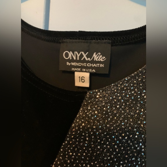 Onyx Nite Formal Dress - Picture 3 of 5